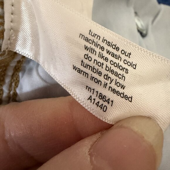 Lane Bryant Pull-On Fit High-Rise Sailor Flare Jean Size 28 - Picture 6 of 11